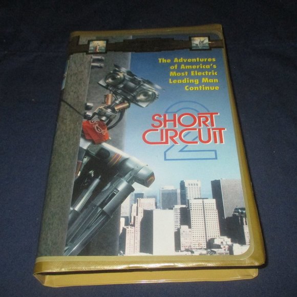 Short Circuit 2 Columbia Tristar Family Collection VHS w/ Clamshell Case - Picture 1 of 8
